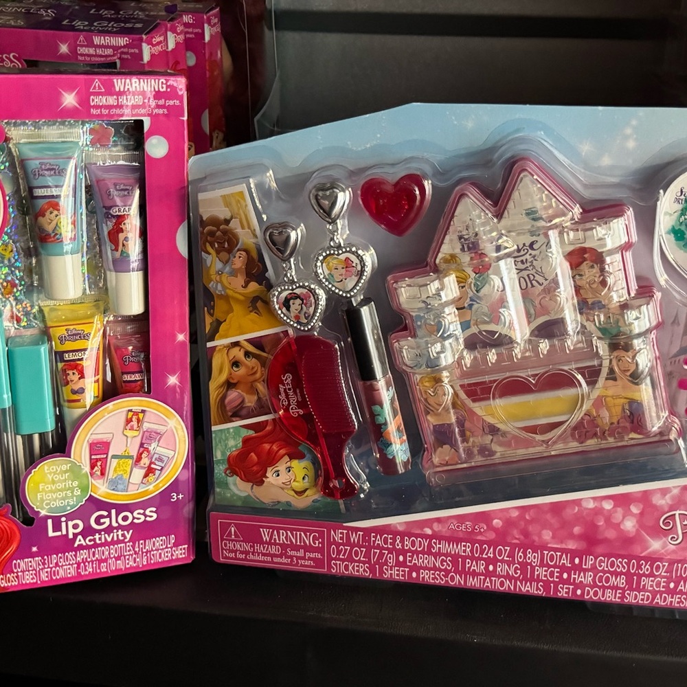Disney Princess Beauty Set with Pink and Blue Accents